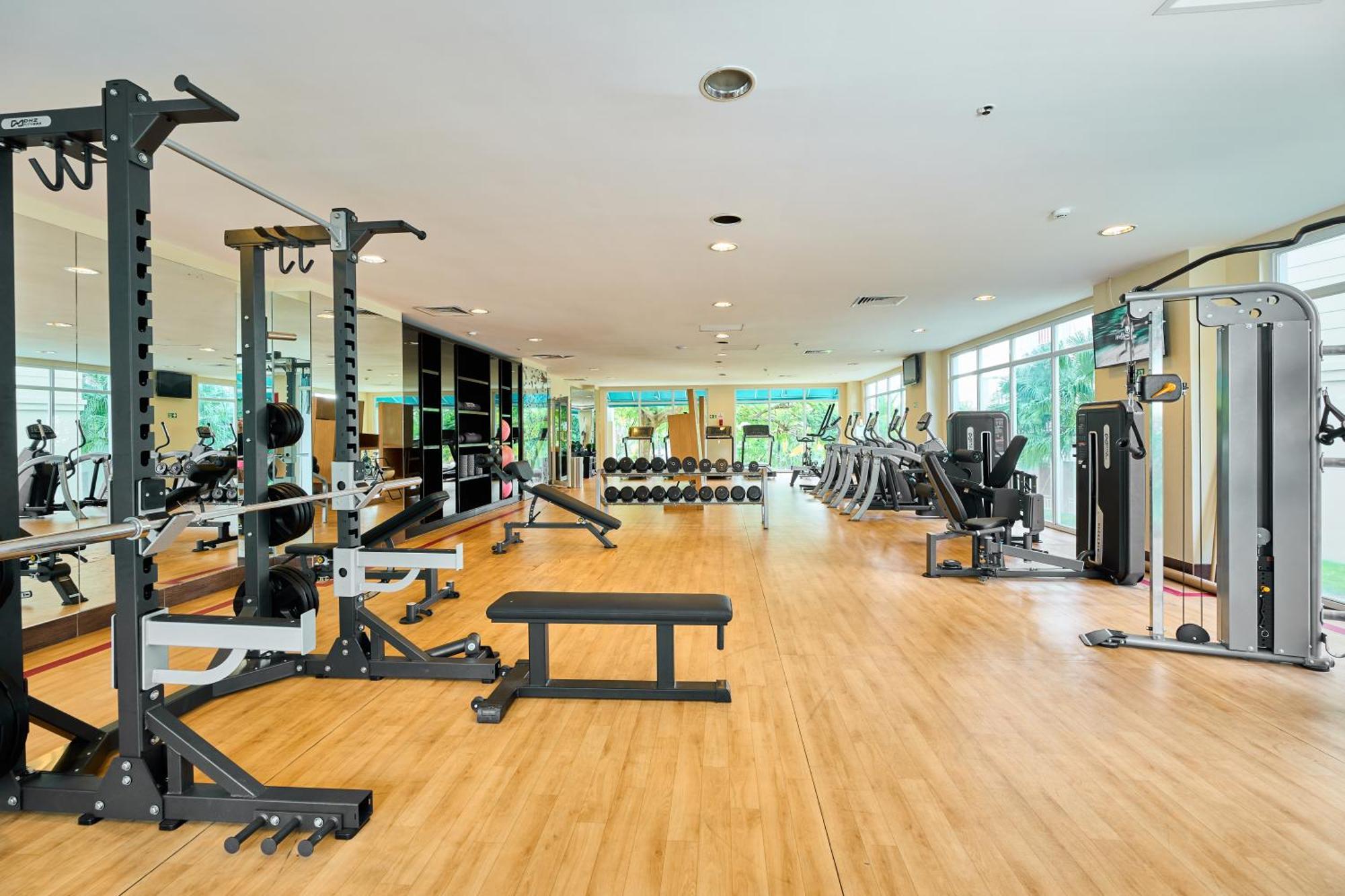 Gran Evenia Bijao Hotel Santa Clara  Ngoại thất bức ảnh A gym in a hotel
